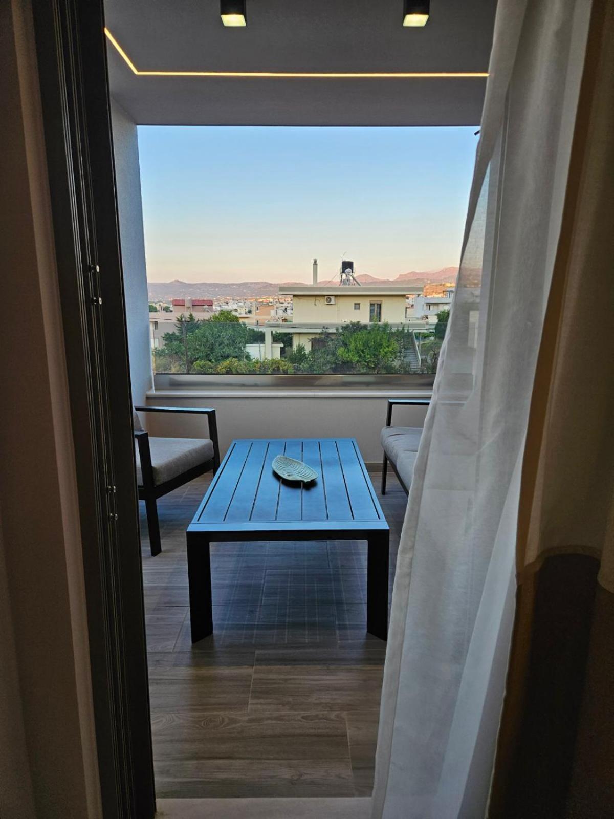 Calm & Dreamy Luxury Apts Pirgos (West Crete)