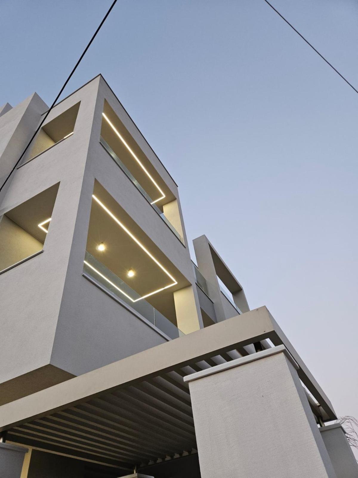 Calm & Dreamy Luxury Apts * Pirgos (West Crete)